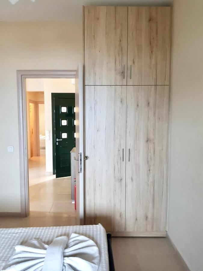 Votsalo Pool Apts Kalámi Kültér fotó